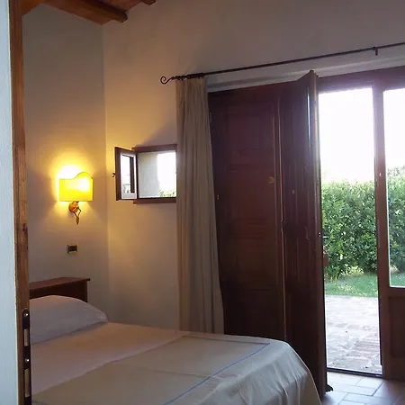 Agriturismo Lupo Cerrino Country house