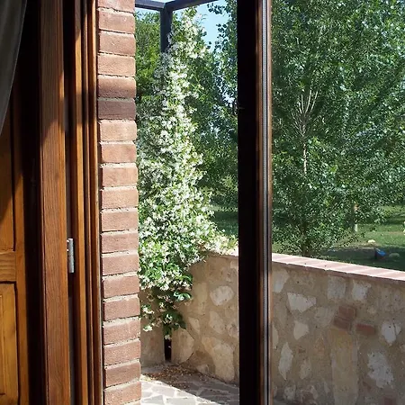 Agriturismo Lupo Cerrino Country house