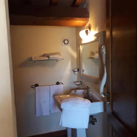 Agriturismo Lupo Cerrino *